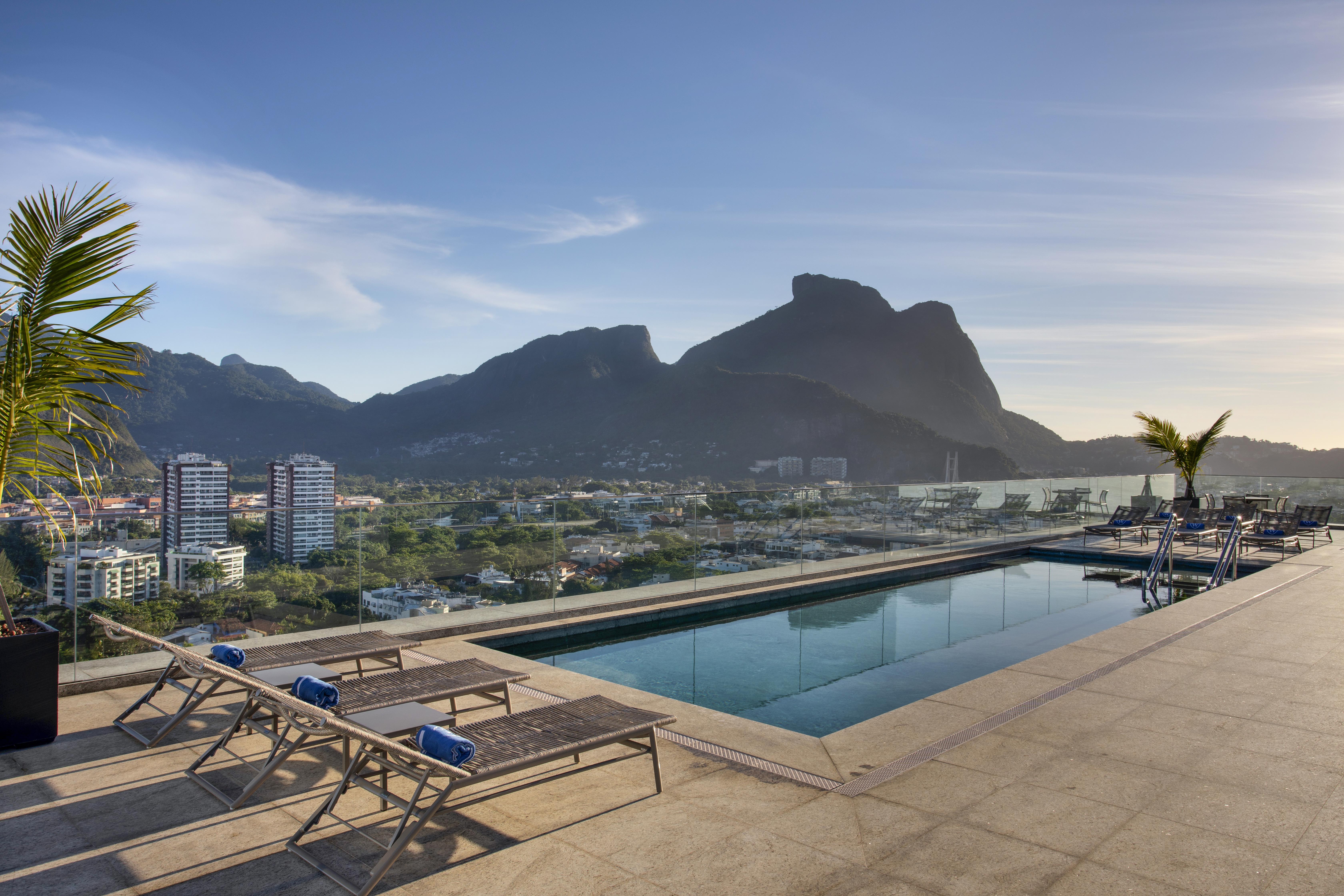 Windsor Tower Hotel 4*